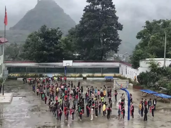 ag娱乐三座“梦想飞屋”落地！让孩子们打开“新世界”！