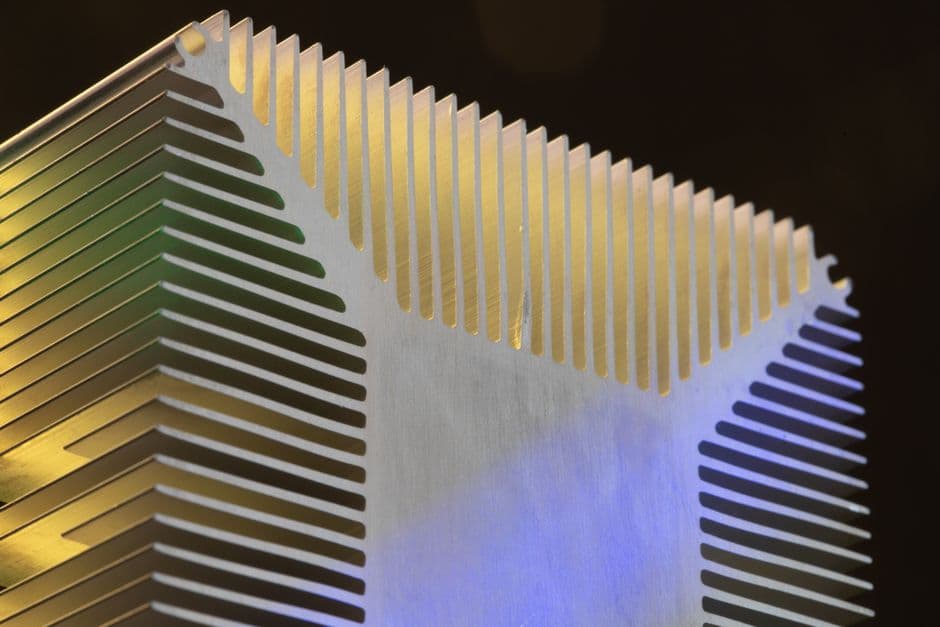 Científicos crean una capa 3D que vuelve invisible a objetos ante cámaras térmicas
