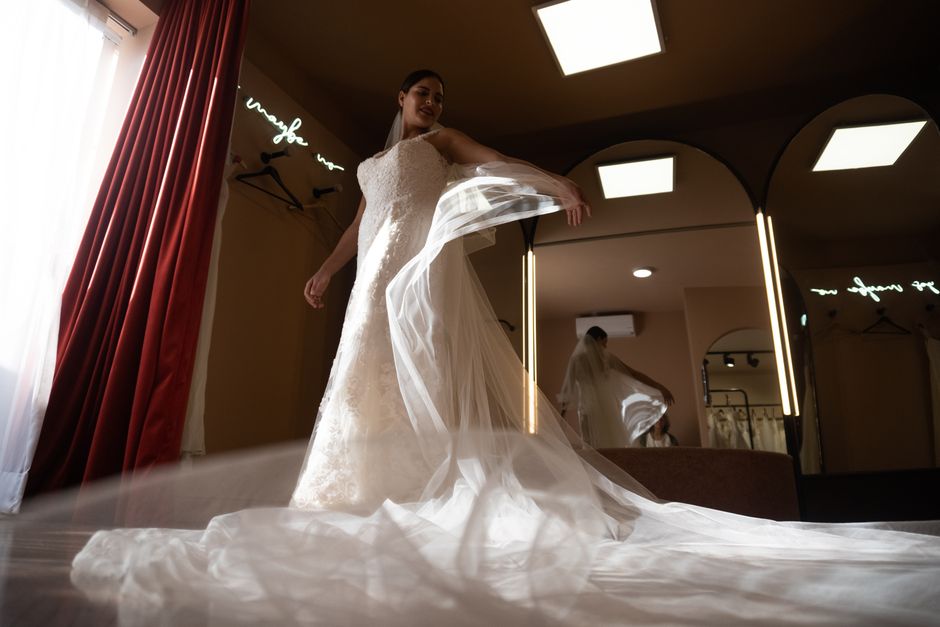 Tallulah Willis se casa con un vestido Balenciaga que exigió más de 700 horas de confección