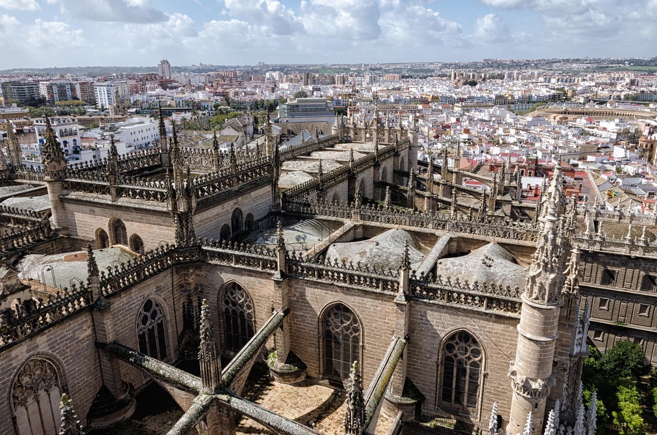 Vista de una ciudad, en el chat de La Algaba