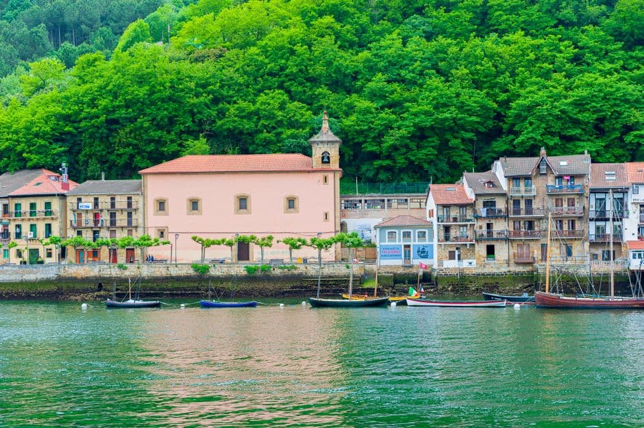 Vista de Pasaia, España