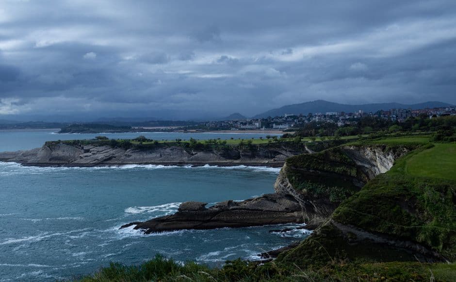 Paisaje costero de Santander, en la sala de chat de Gijón