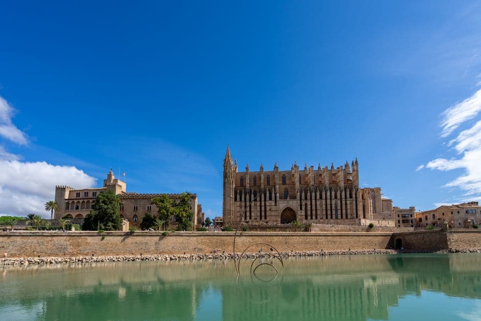 Catedral de Palma de Mallorca en la sala de chat de Palma de Mallorca