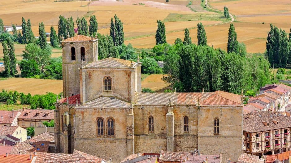 Castillo gótico en Aranda de Duero, en la sala de chat de Aranda de Duero