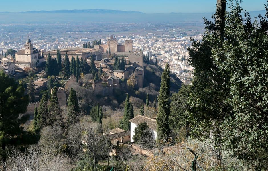 Castillo en una colina, en la sala de chat de Granada