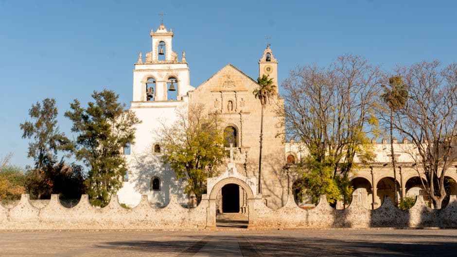 Vista de Cuitzeo del Porvenir, México