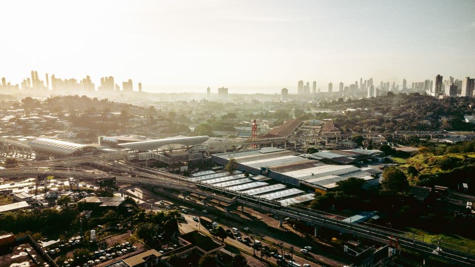 Vista aérea de una ciudad, en el chat de Las Tablas