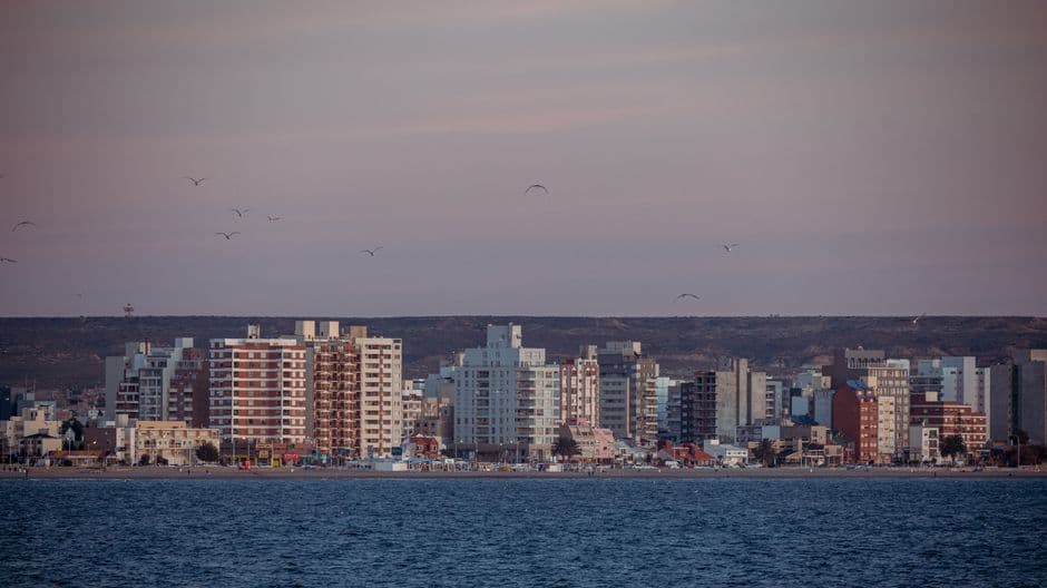 Atardecer en el puerto, en el chat de Puerto Madryn