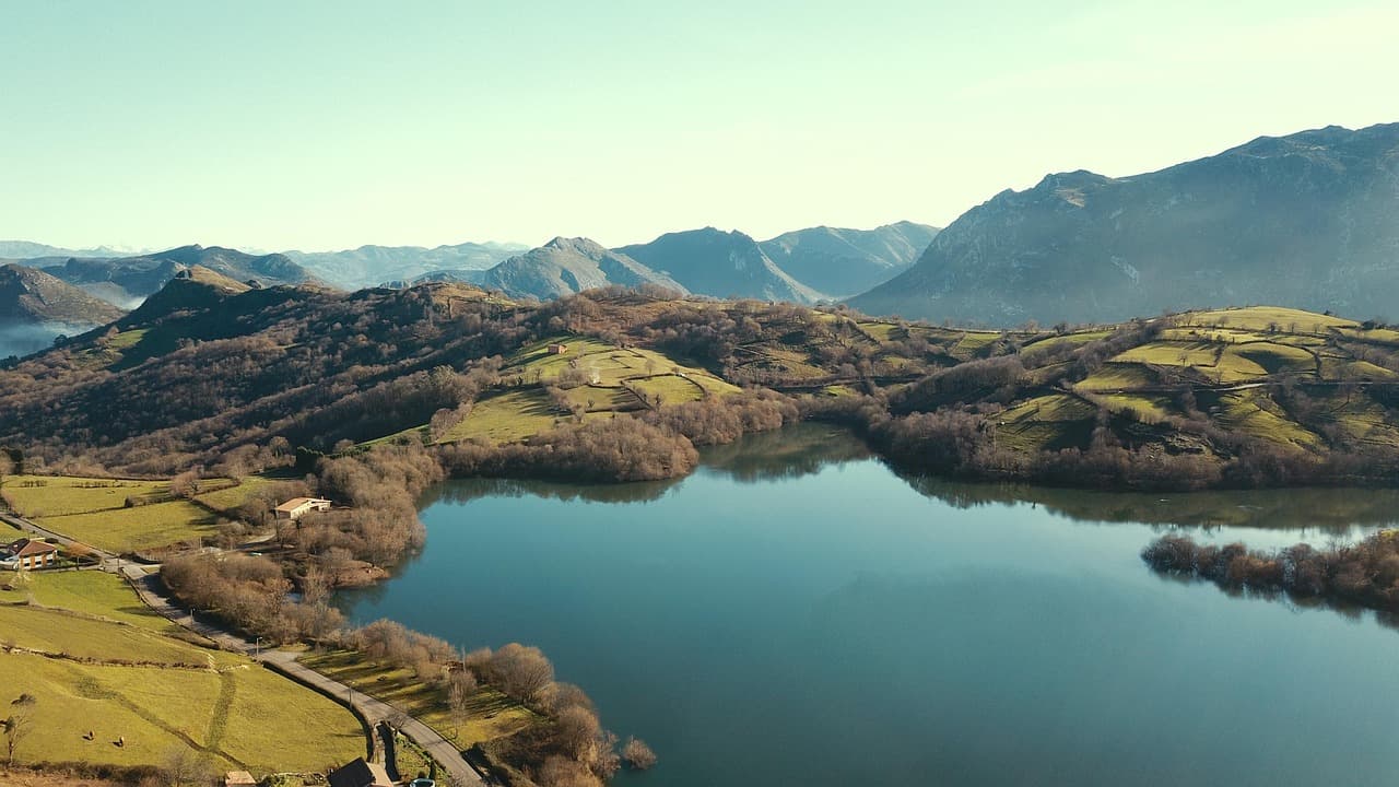Vista de Pravia, España