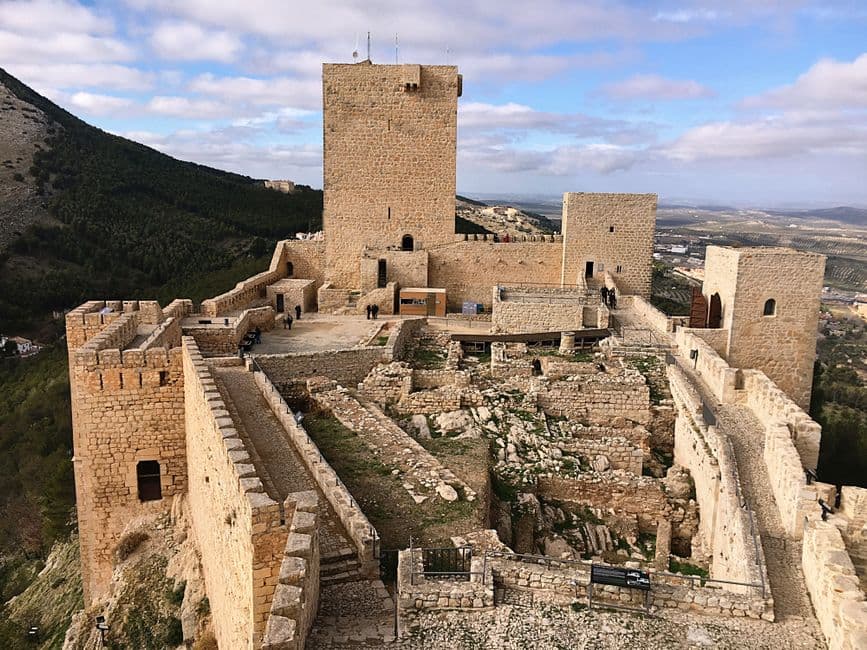 Vista de Castillo de Locubín, España