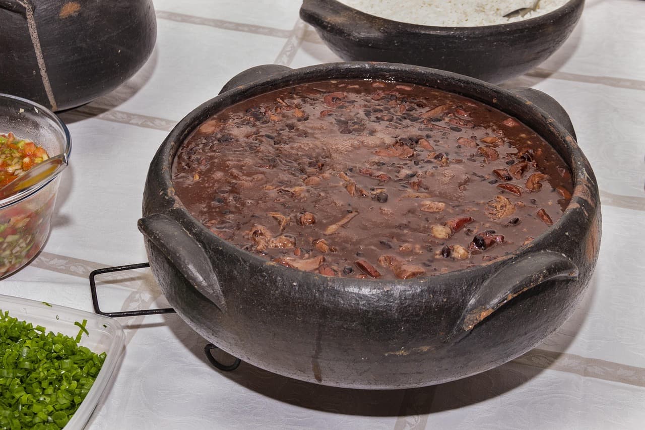 Feijoada y turismo rural en Minas Gerais, en el chat de Lavras
