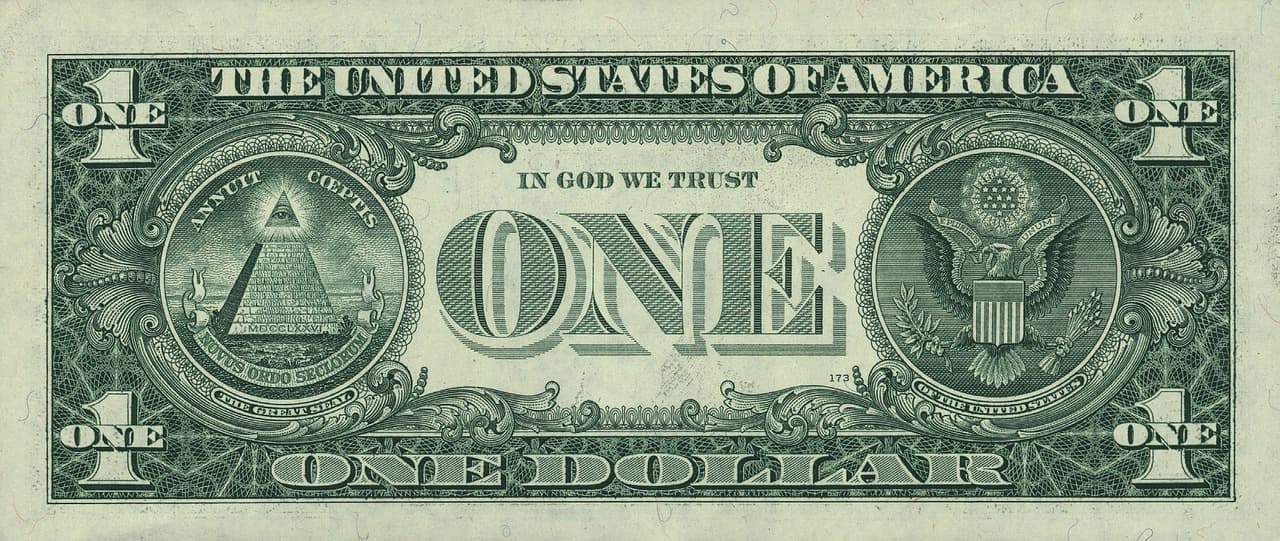 Billete de dólar de Estados Unidos, en el chat de Victorville