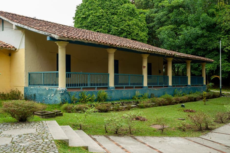 Casa con porche, en el chat de Tinaquillo