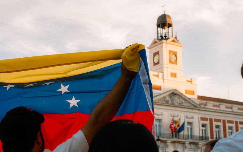 Dos retratos de un presidente venezolano, en el chat de Ejido