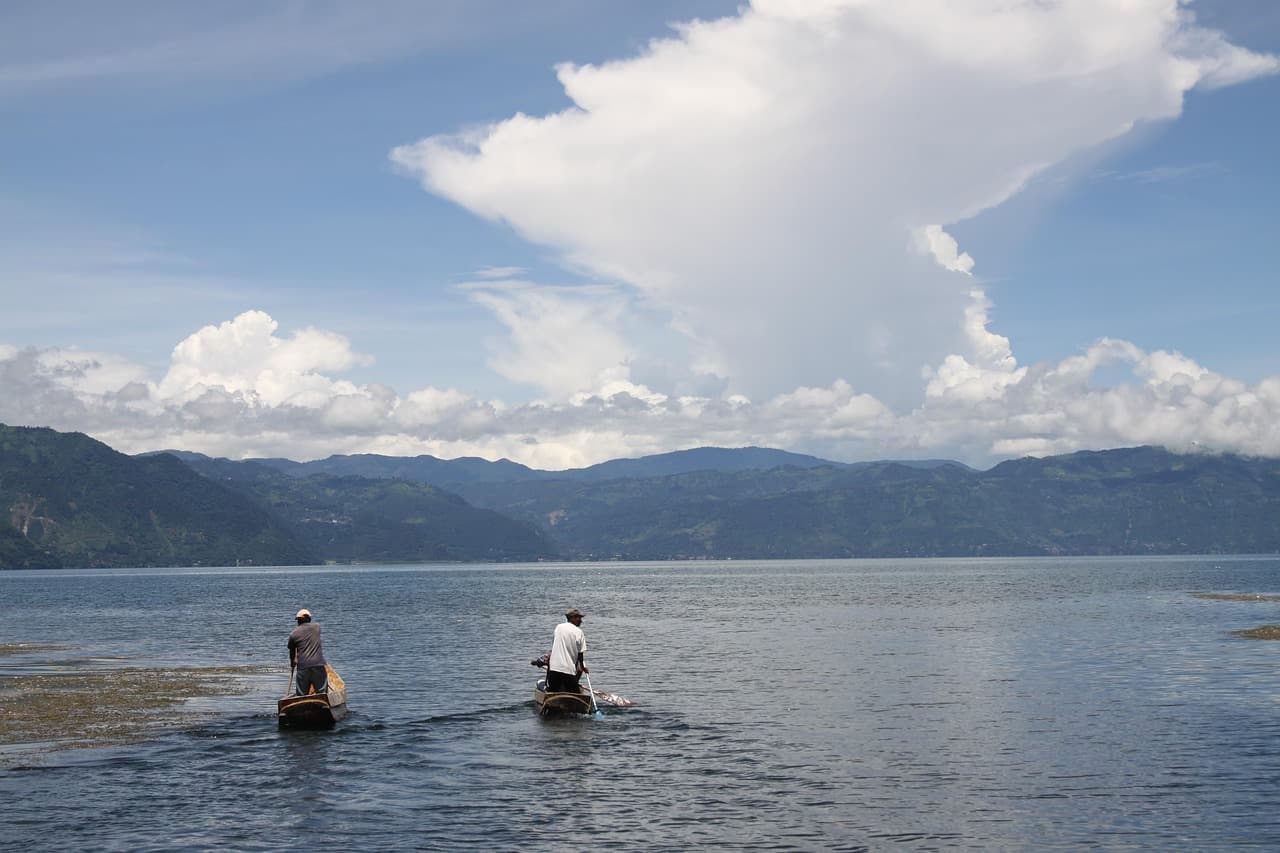 Vista de un lago para viajeros, en el chat de San Pedro Pinula