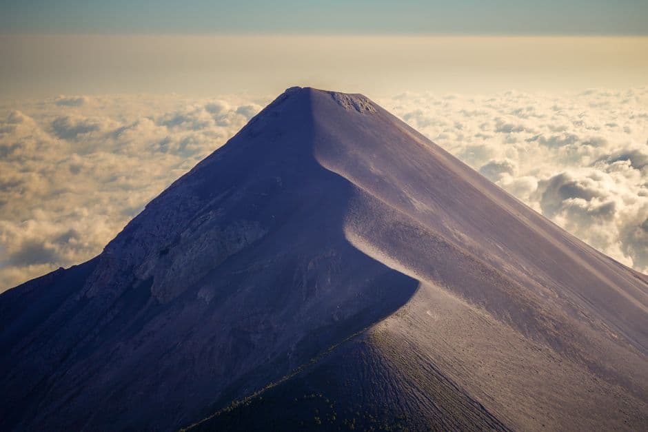 Montaña entre las nubes, en el chat de Cubulco