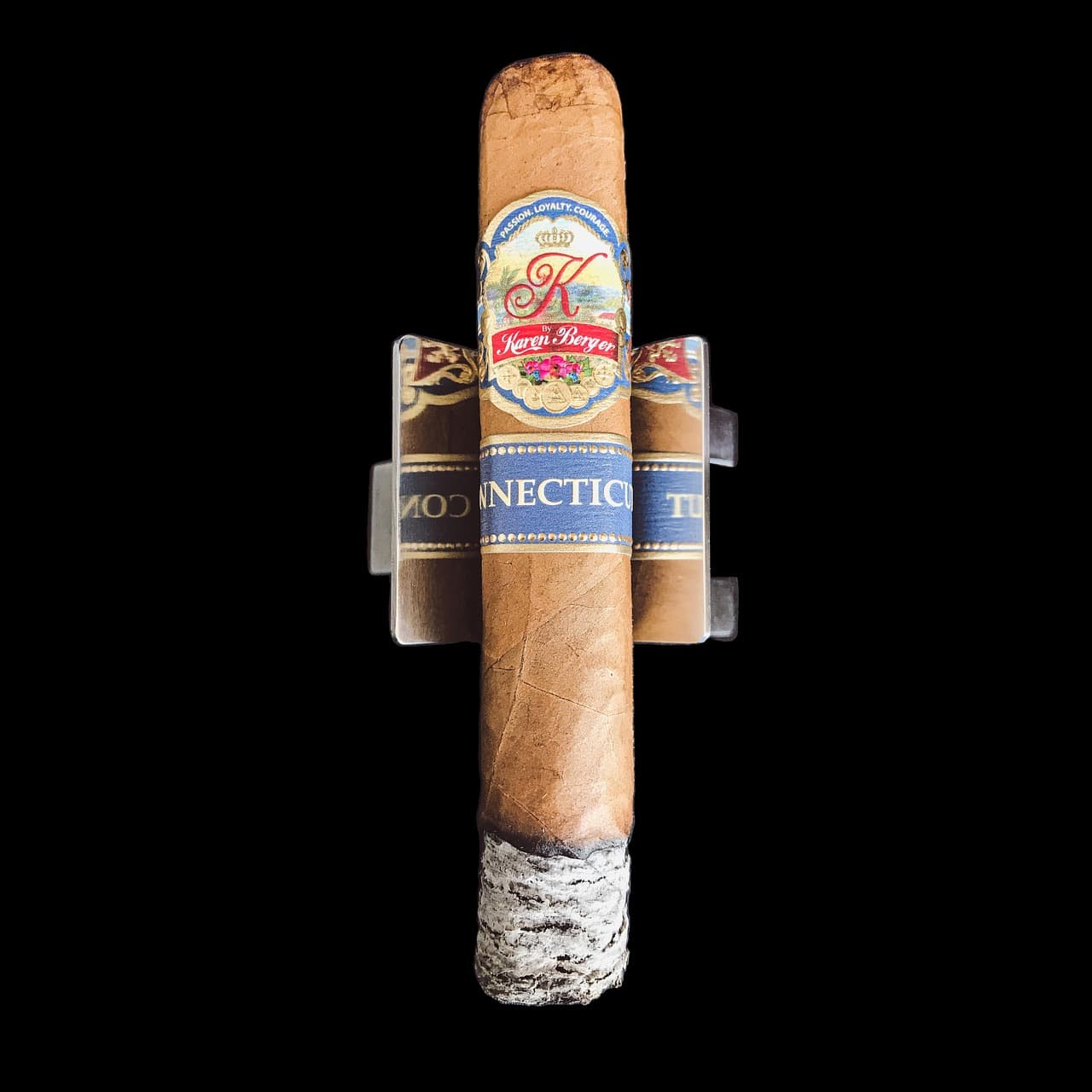 Puros de tabaco, en el chat de Boaco