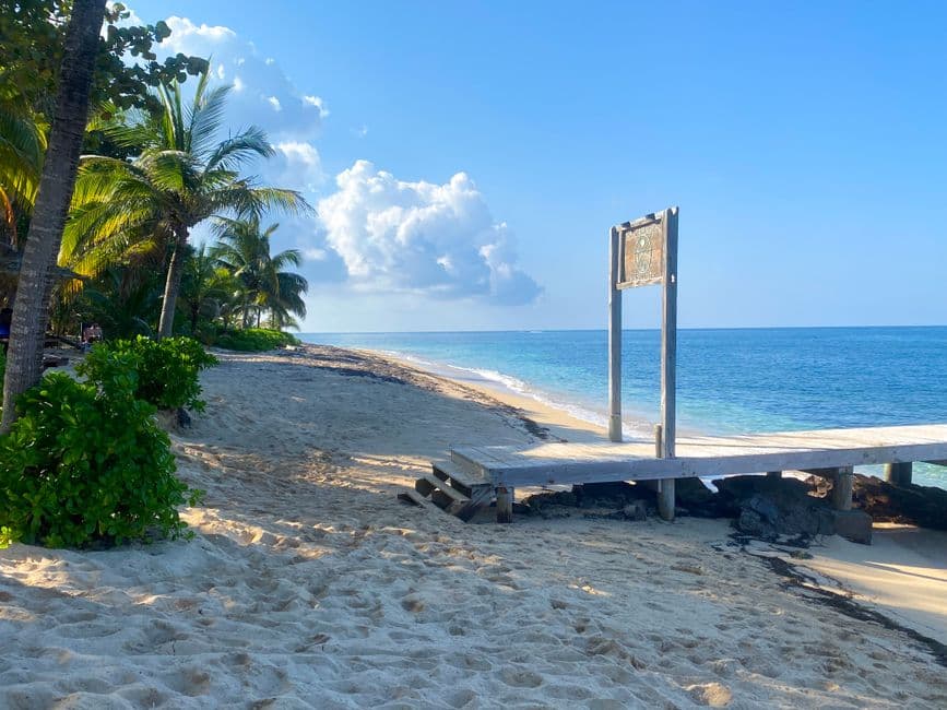 Playa de una bahía en Honduras, en el chat de El Paraíso