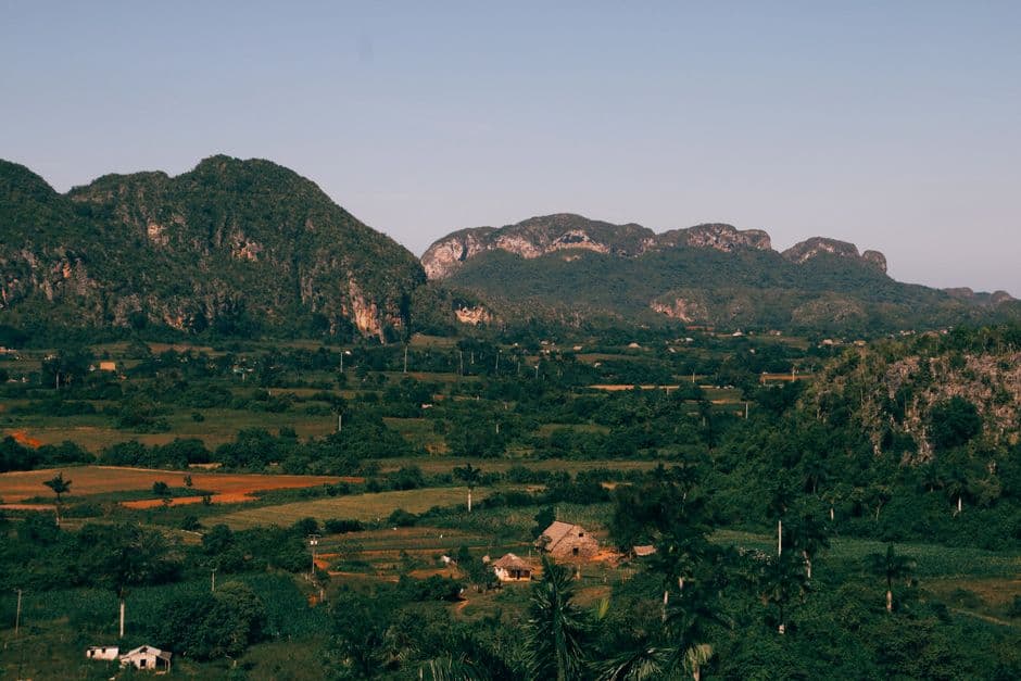 Vista aérea de un paisaje natural, en el chat de Güira de Melena