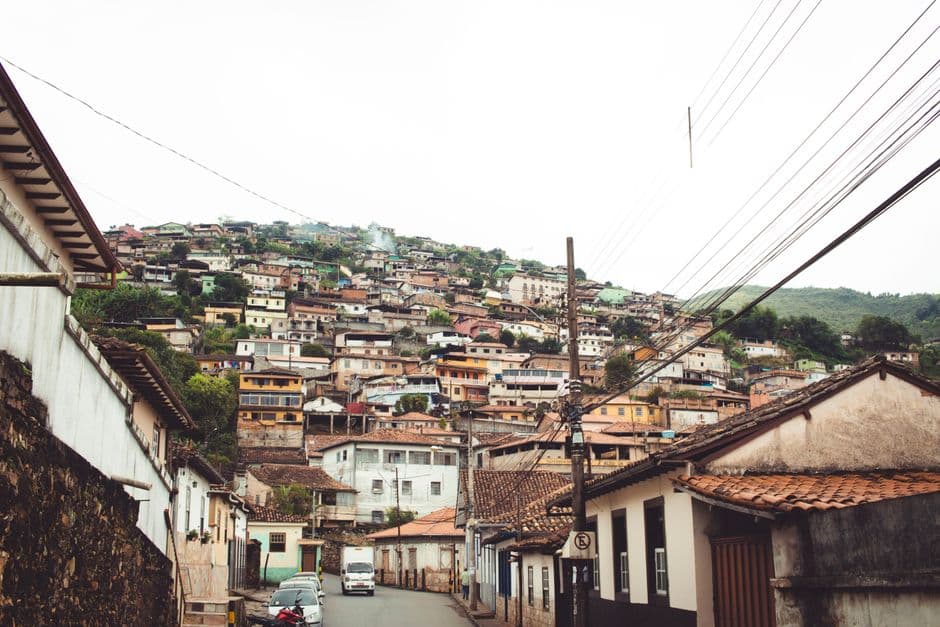 Vista de un pueblo durante el día, en el chat de Lepaera