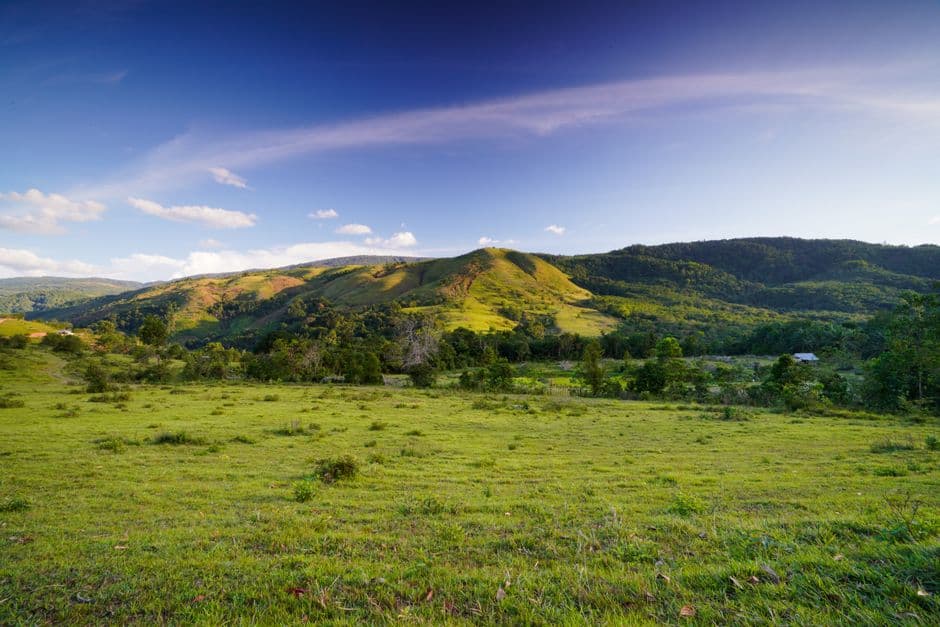 Vista de colinas verdes y frondosas, en el chat de Jutiapa