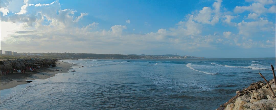 Olas llegando a la orilla, en el chat de Galapa