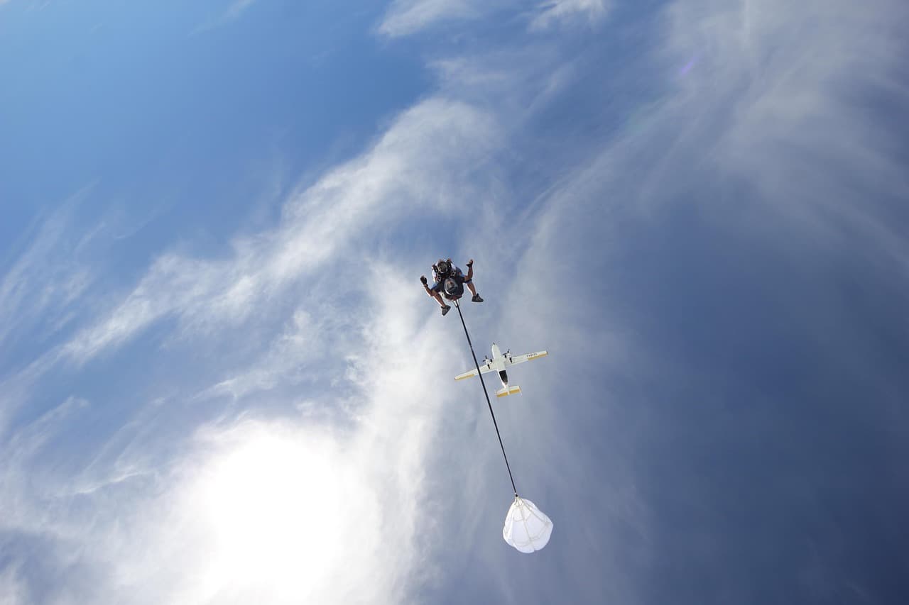 Salto en paracaídas en tándem, en el chat de Higuerote