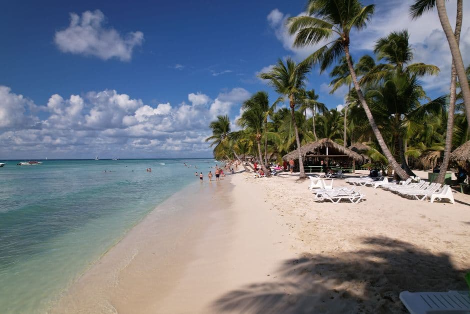 Gente en la playa, en el chat de Imbert