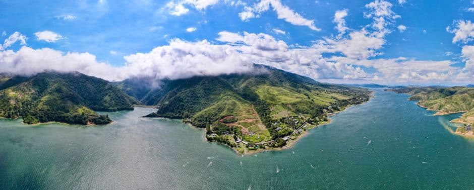 Isla en el océano, en el chat de Rionegro