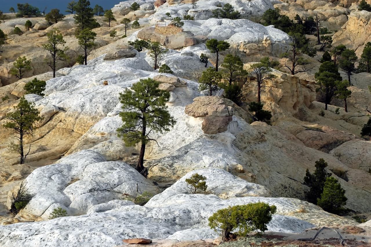 Paisaje desértico de rocas, en el chat de Zoquitlán