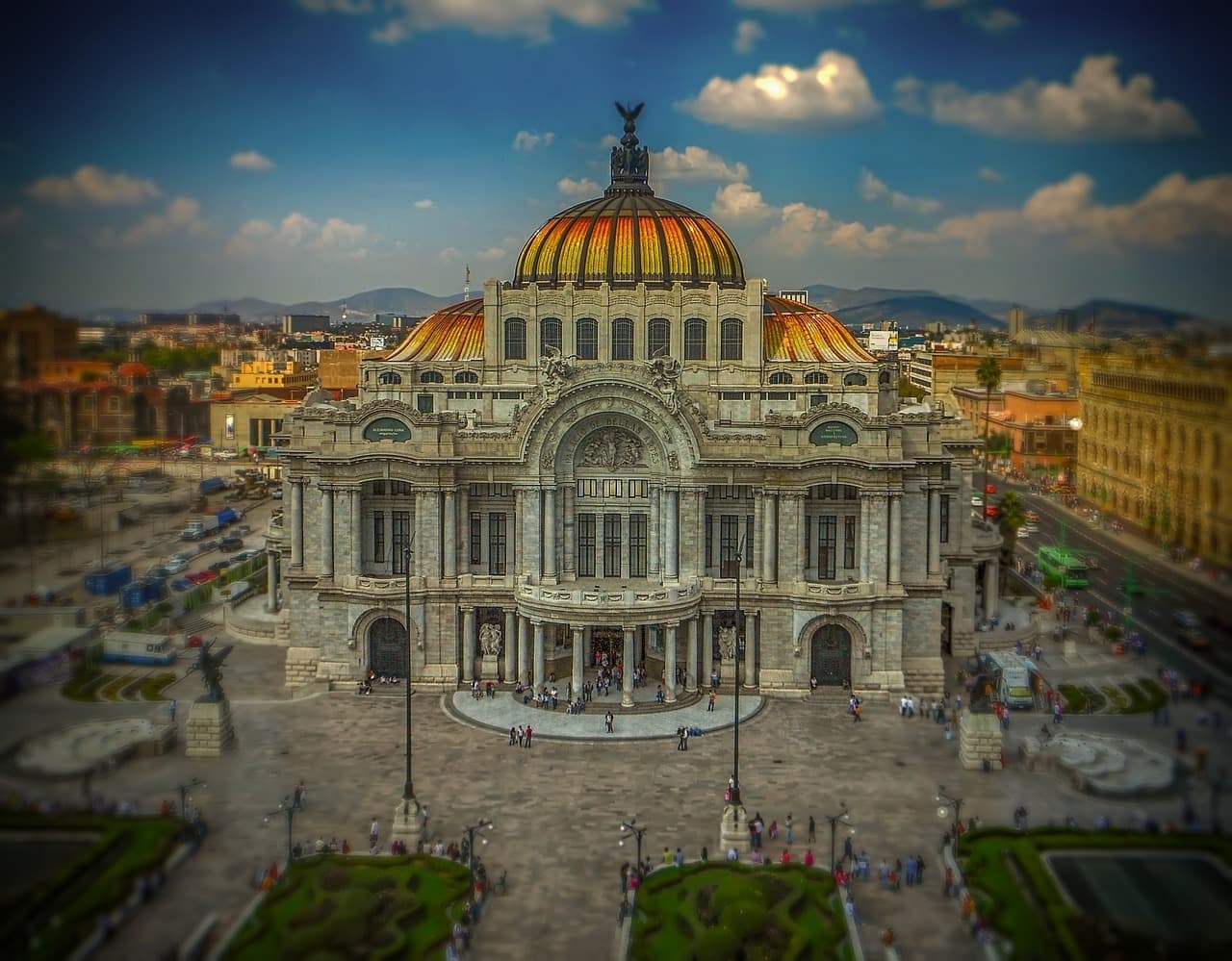 Arte en el interior de un palacio de México, en el chat de Acacoyagua