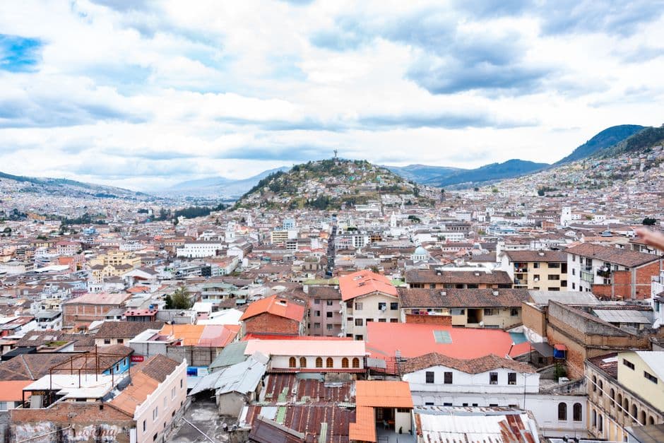 Vista aérea de una ciudad tomada con dron, en el chat de Cumandá