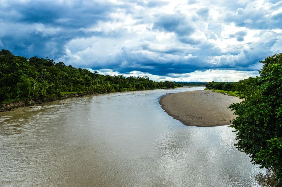 Vista de un río, en el chat de Río de Oro