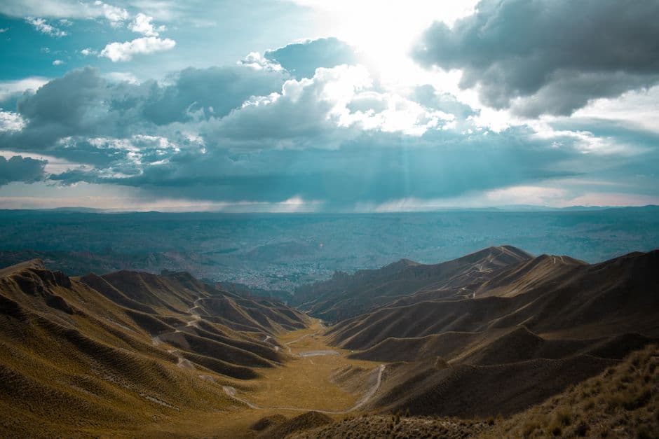 Vista de un valle soleado, en el chat de Santa Rosa