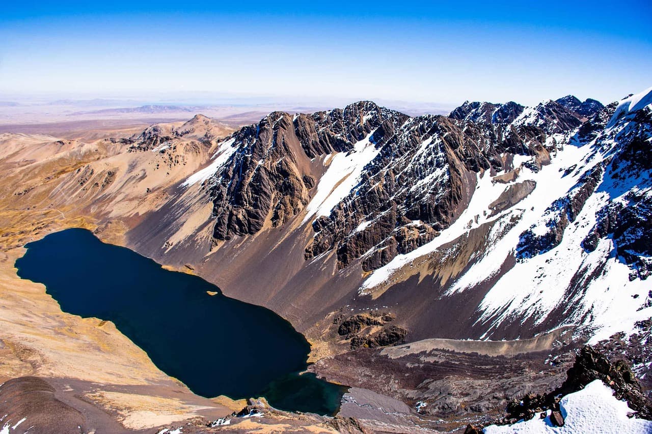 Montaña nevada en Bolivia, en el chat de Zudáñez