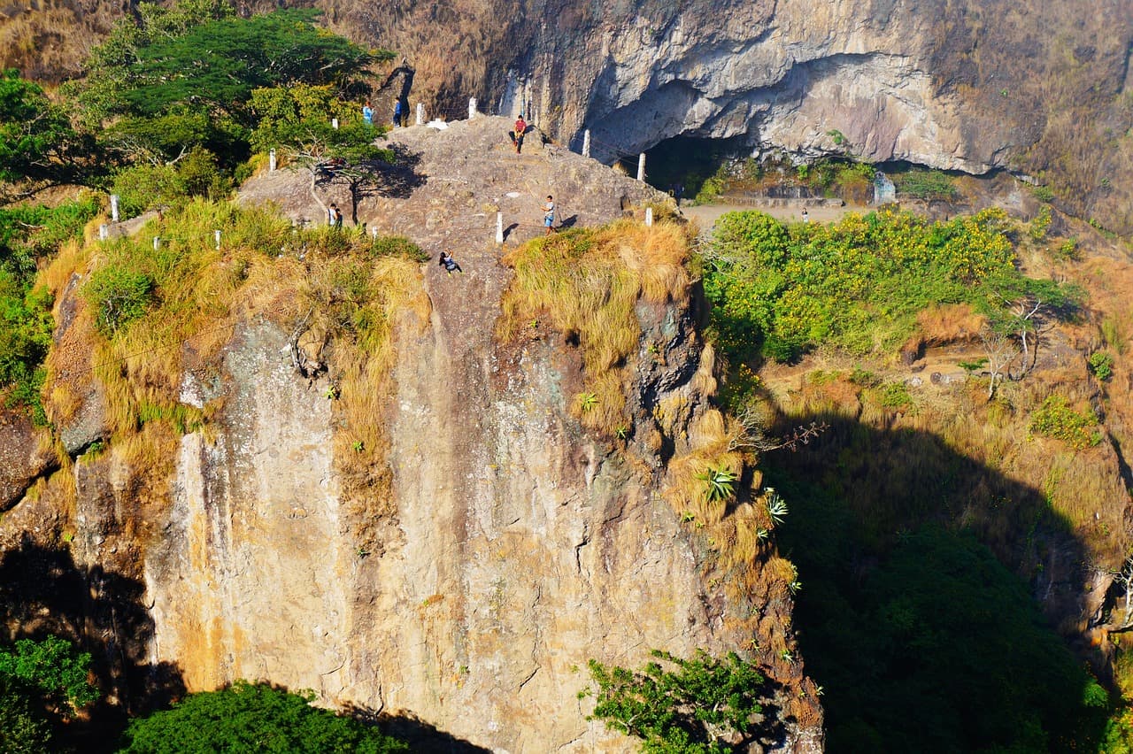 Paisaje de montaña de El Salvador, en el chat de El Porvenir