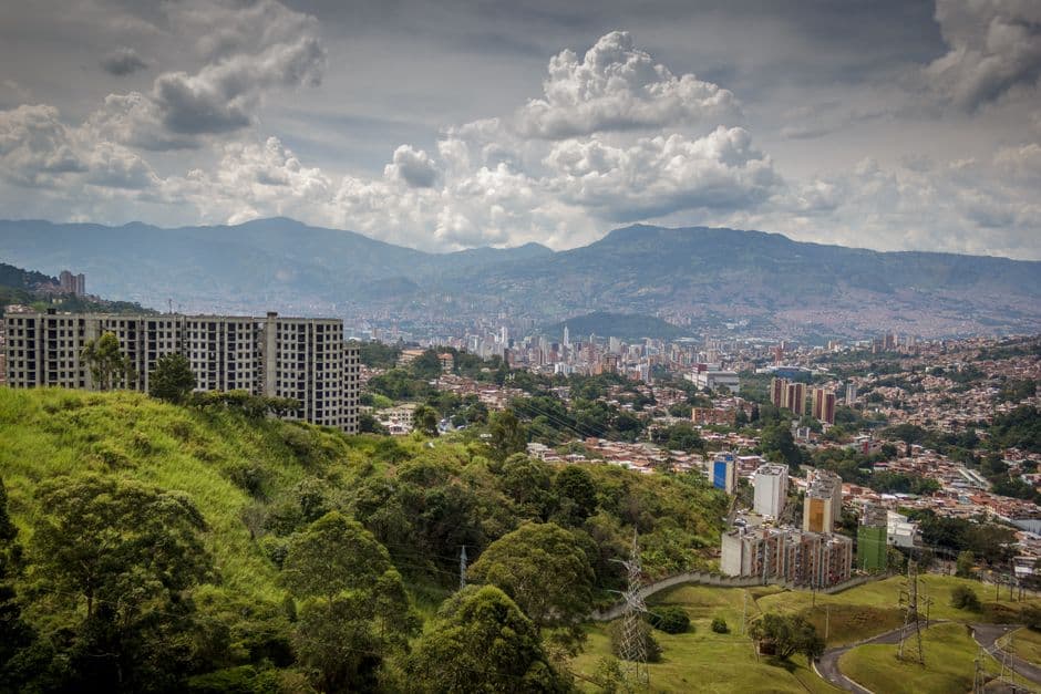 Ciudad entre montañas, en el chat de Viterbo