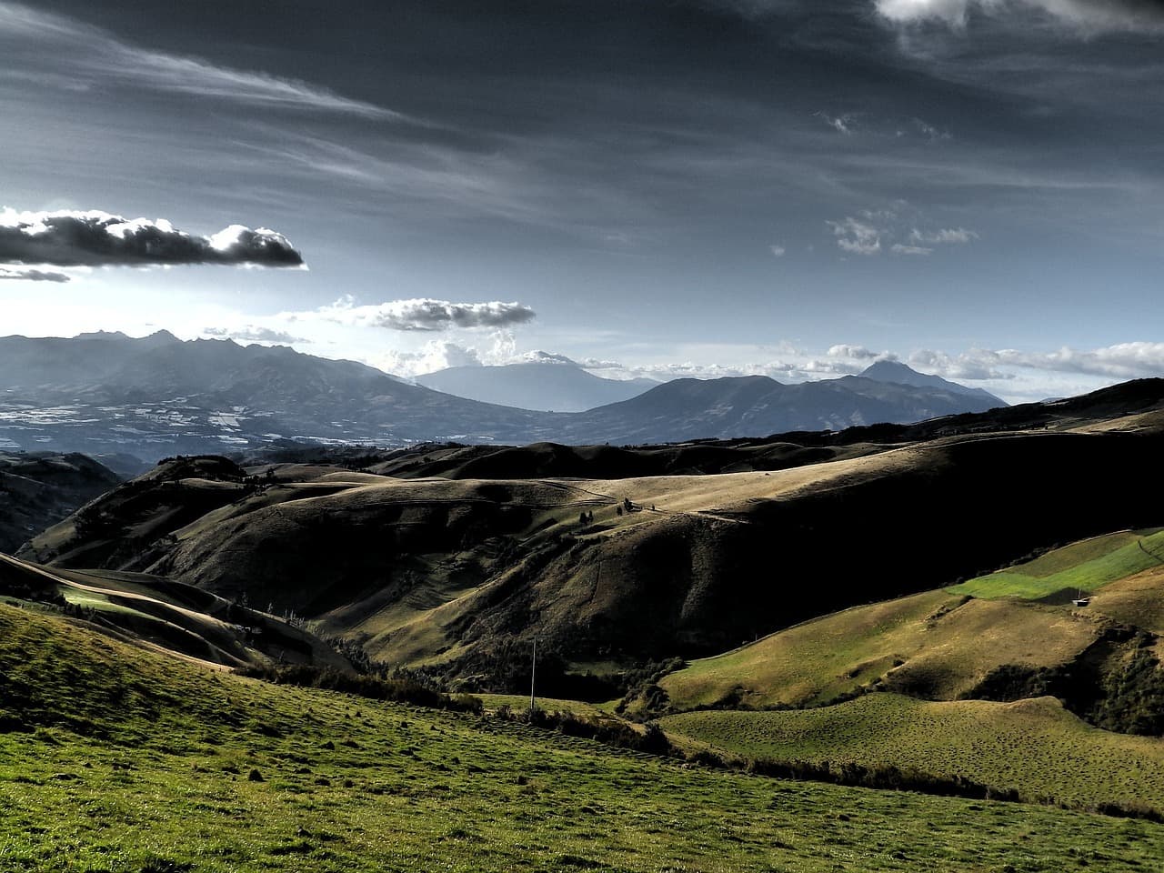 Paisaje de montañas de Ecuador, en el chat de Girón