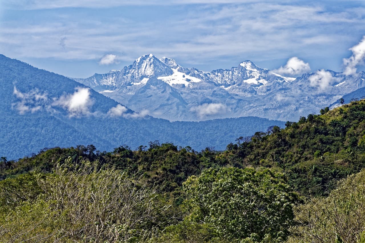 Cordillera nevada en Colombia, en el chat de Santa Lucía