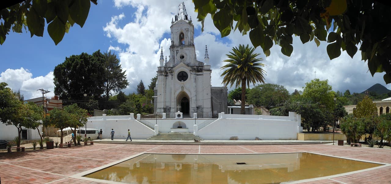 Lago en Oaxaca, en el chat de Candelaria Loxicha