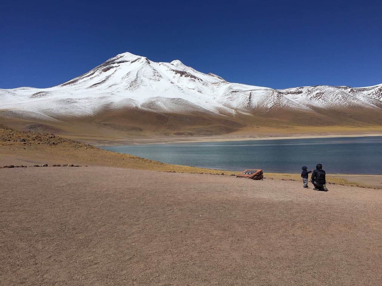 Laguna en Chile, en el chat de María Pinto
