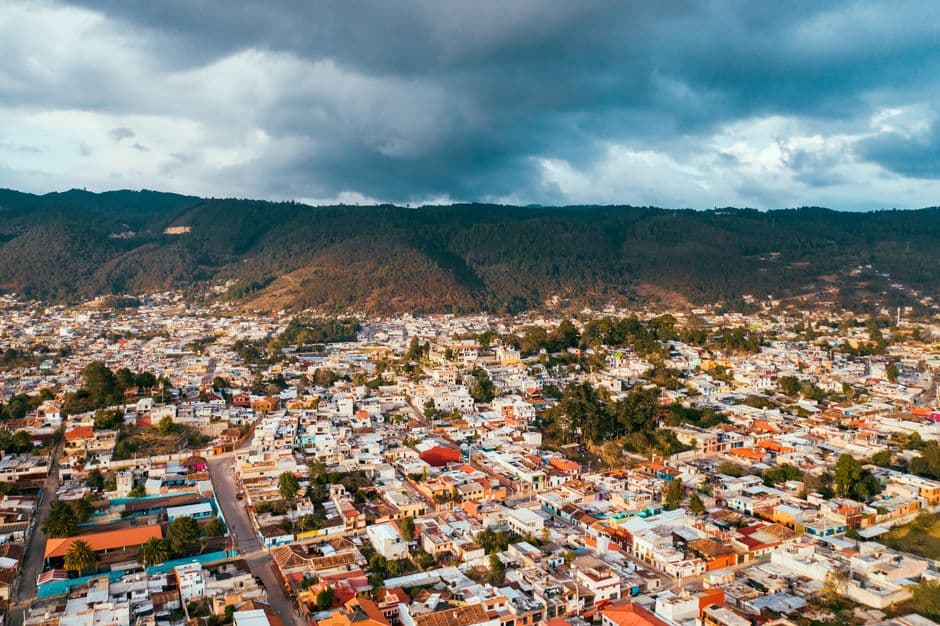 Vista aérea de una ciudad, en el chat de Huejuquilla el Alto
