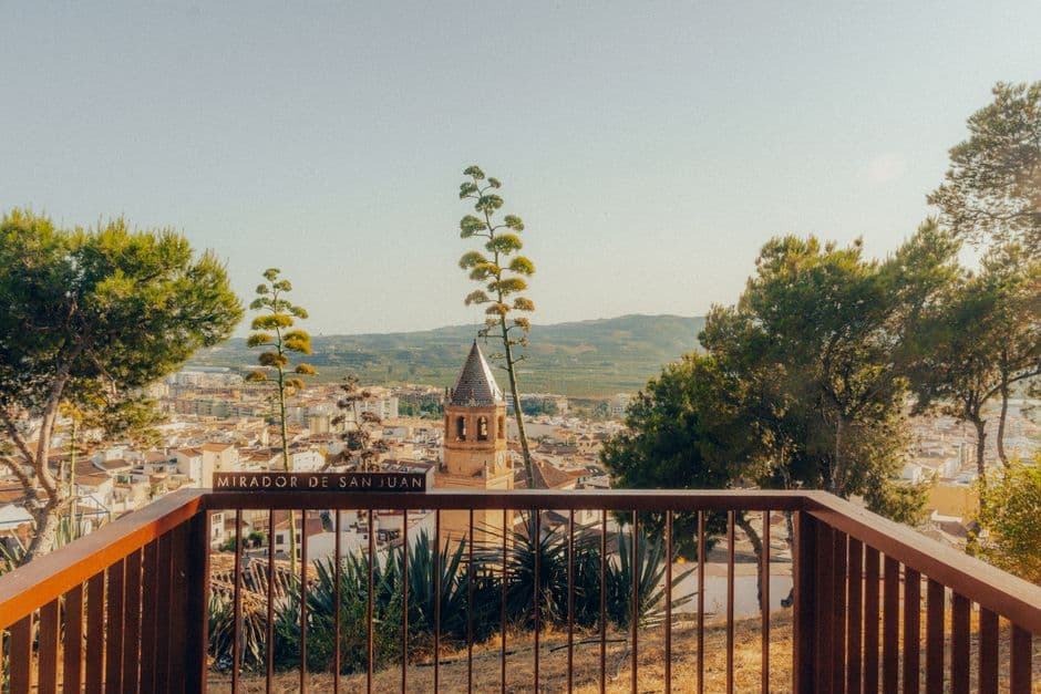 Vista panorámica de un mirador, en la sala de chat de San Juan de Aznalfarache