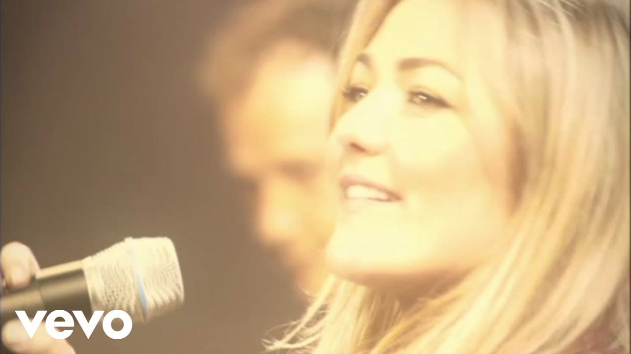Miniatura del vídeo «La Oreja de Van Gogh - El 28 (Directo 2003)»