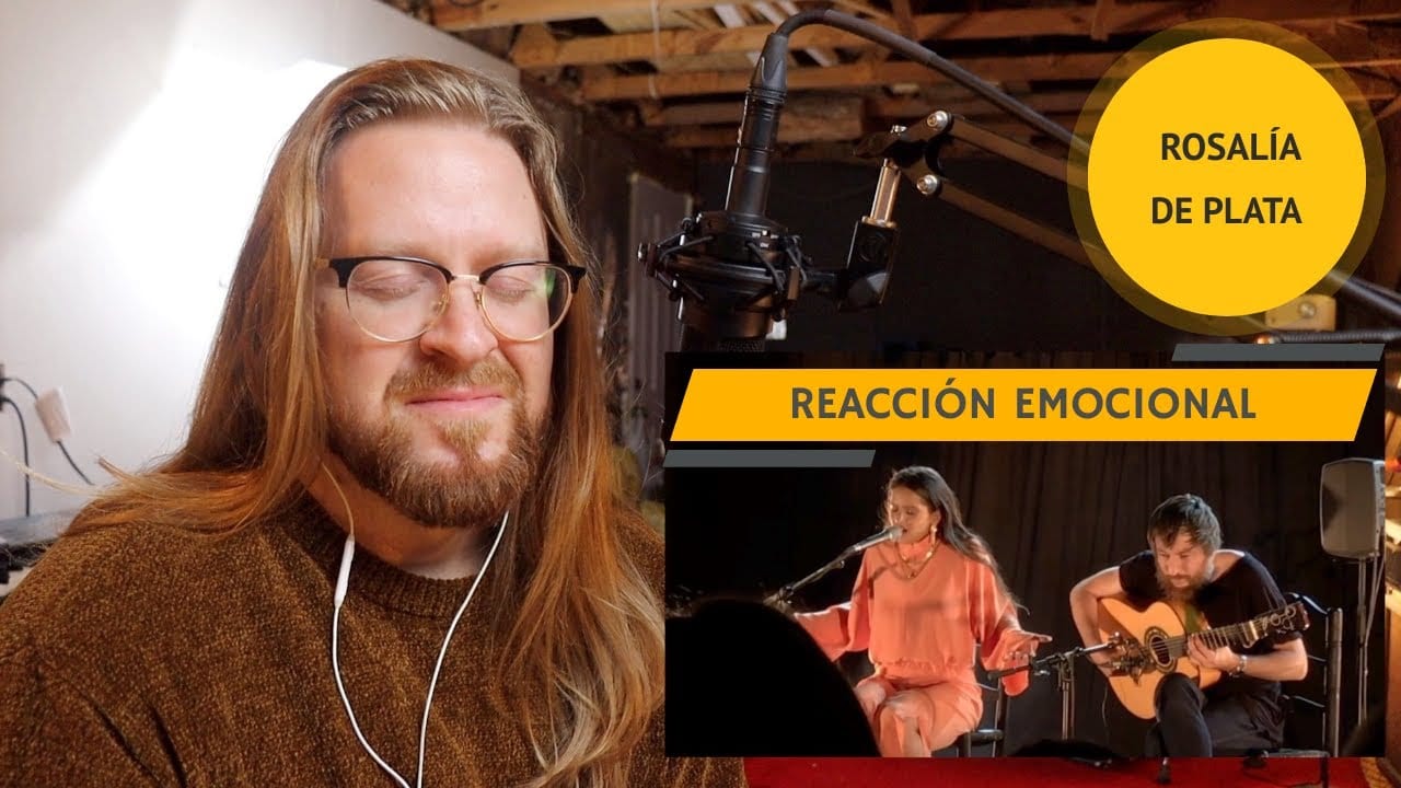 Miniatura del vídeo «REACCIONANDO a DE PLATA - ROSALÍA - Directo en Sevilla | Subtitled in English | Reacción en Español»