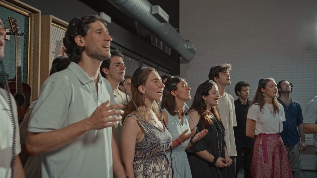 Miniatura del vídeo «(Tú) El Único Rey - una voz | Videoclip Oficial»