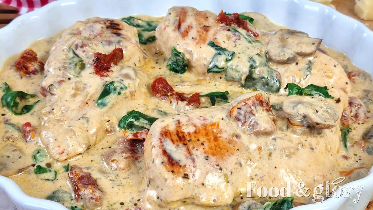 Miniatura del vídeo «Pollo A La Toscana ¡Una Receta de Pechuga de Pollo Que No Puedes Perderte!»